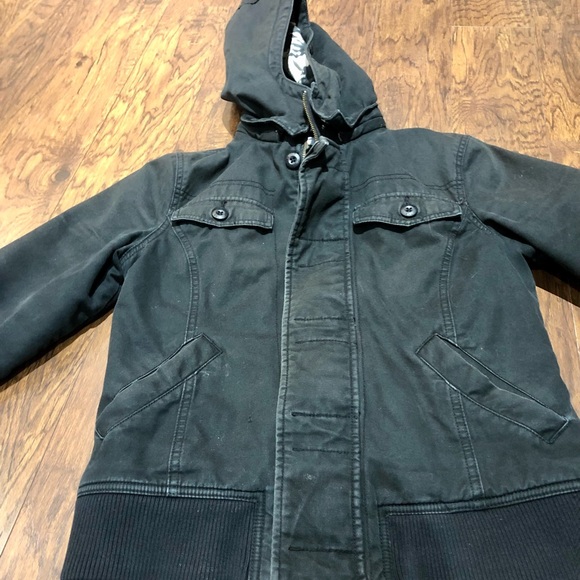 Aritzia Fan Jacket - Picture 3 of 11